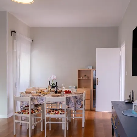 Eleonora Luxury Private Ferienhaus *